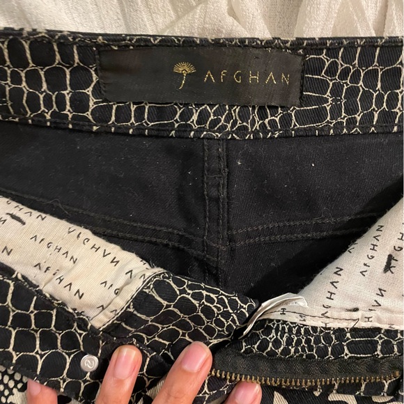 Afghan Animal Print Shorts - Picture 8 of 8